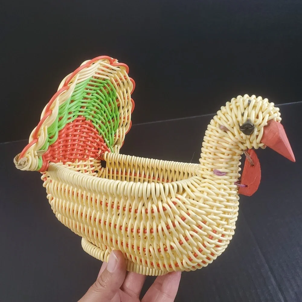 Turkey Shaped Woven‎ Storage Bread Basket Polypropylene, Rustic Farmhouse